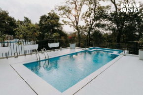 StayVista at Tellado Canto with Infinity Pool